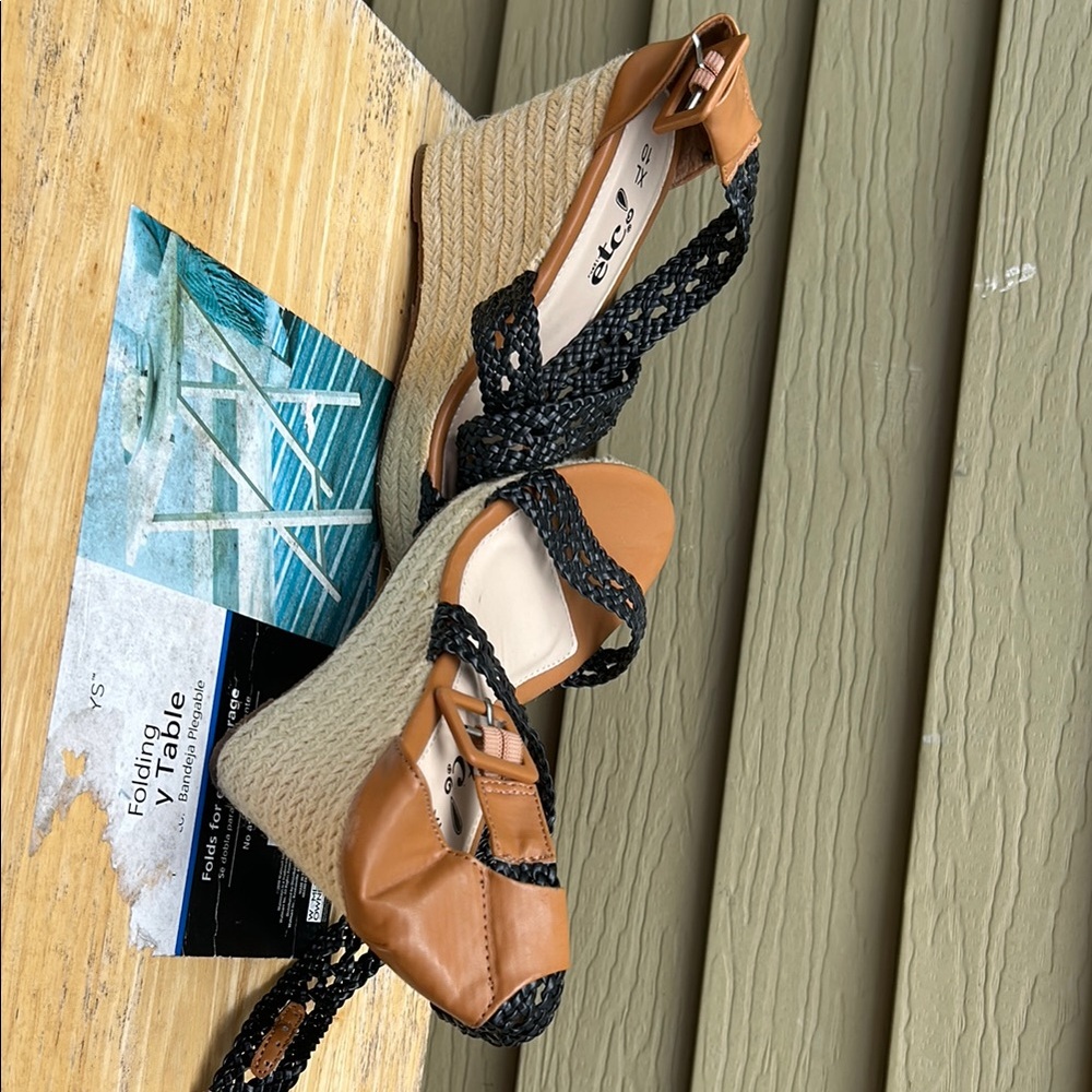 Etcetera Tan and Black Wedge Shoes with Criss-Cross Straps